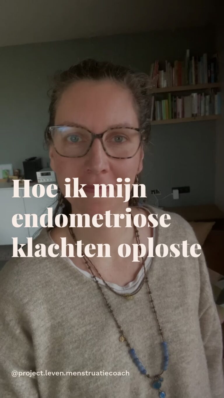 Instagram post from project.leven.menstruatiecoach. This post is in position 6.